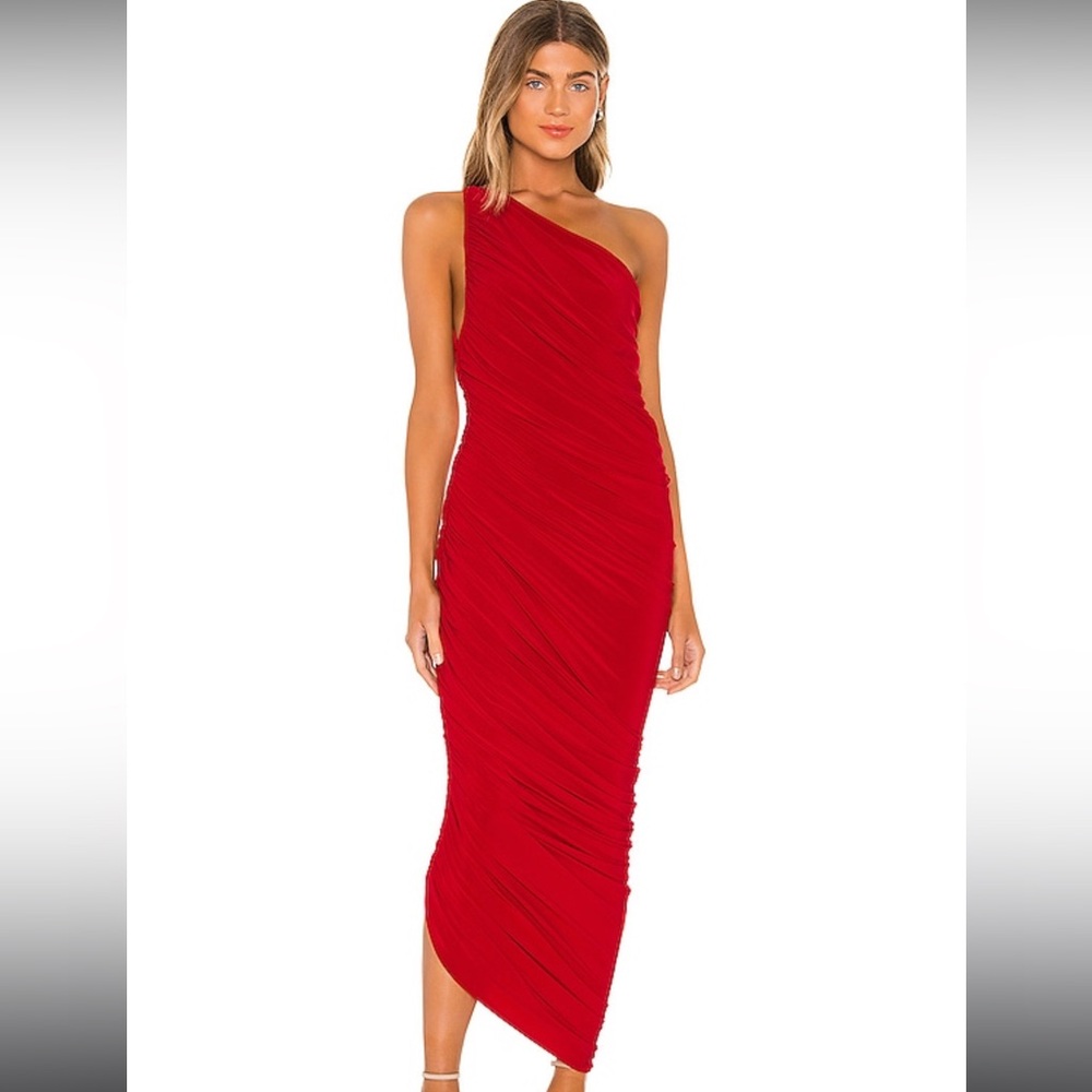 NEVER WORN, with tags
Diana Gown in Red
Norma Kamali